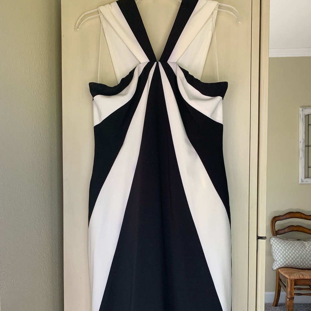 Adrianna Papell Dress- Black/White- Size 4